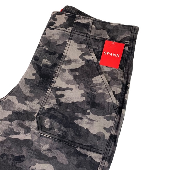 Spanx Camo Cargo Joggers Stretch Twill Blackwash Size X-Large NWT - Picture 9 of 16